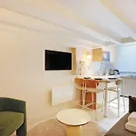Chic And Cosy Apartment-Canal Saint Martin