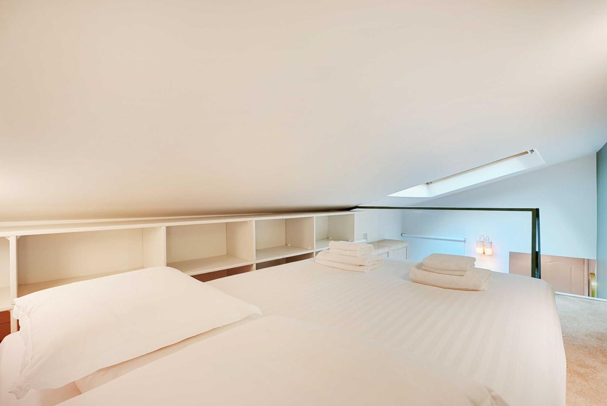Chic And Cosy Apartment-canal Saint Martin Paris